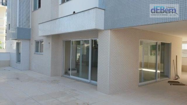 Apartamento à venda com 4 quartos, 209m² - Foto 4