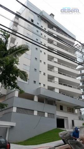 Apartamento à venda com 4 quartos, 209m² - Foto 2