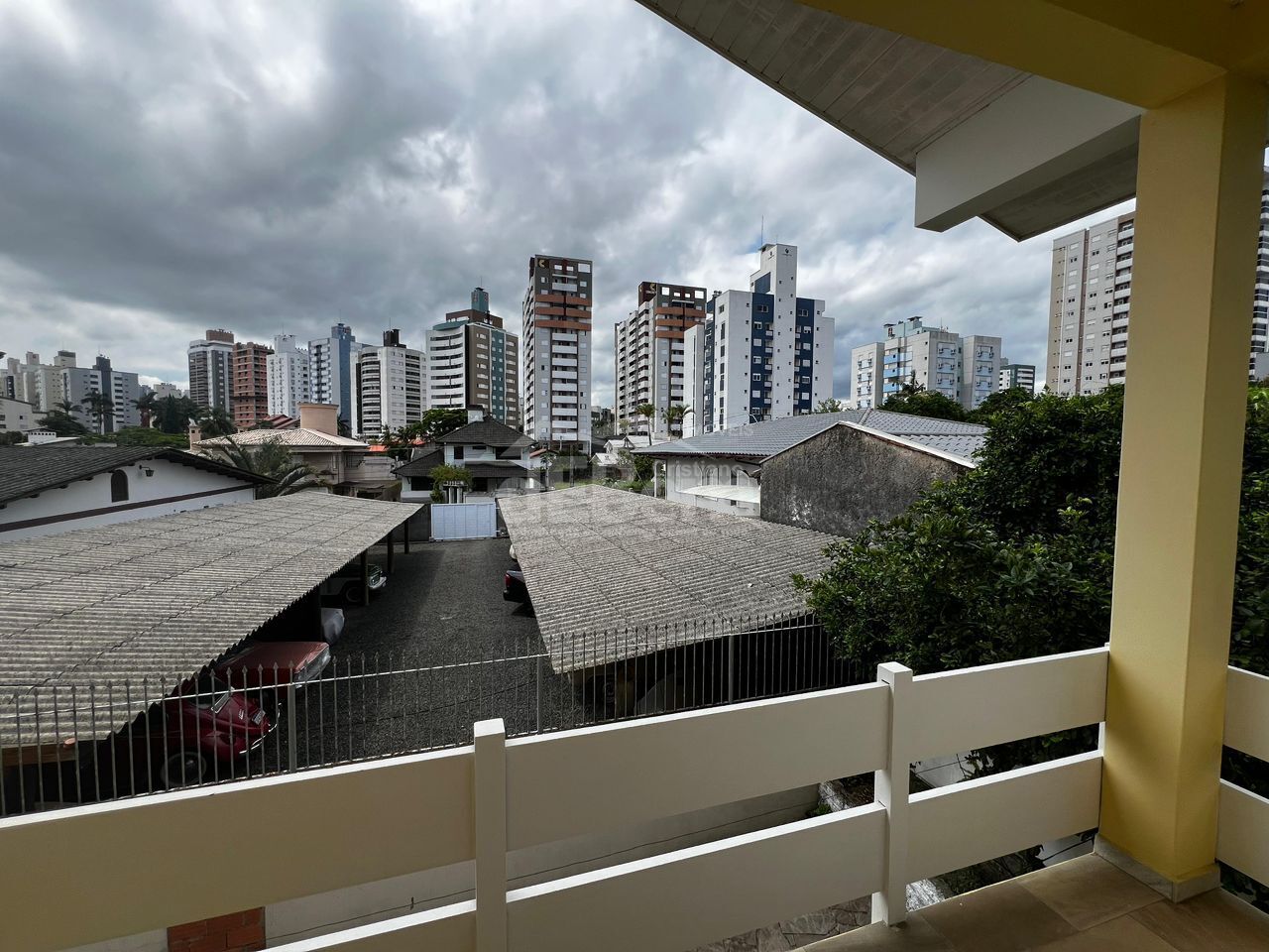 Casa, 5 quartos, 260 m² - Foto 4