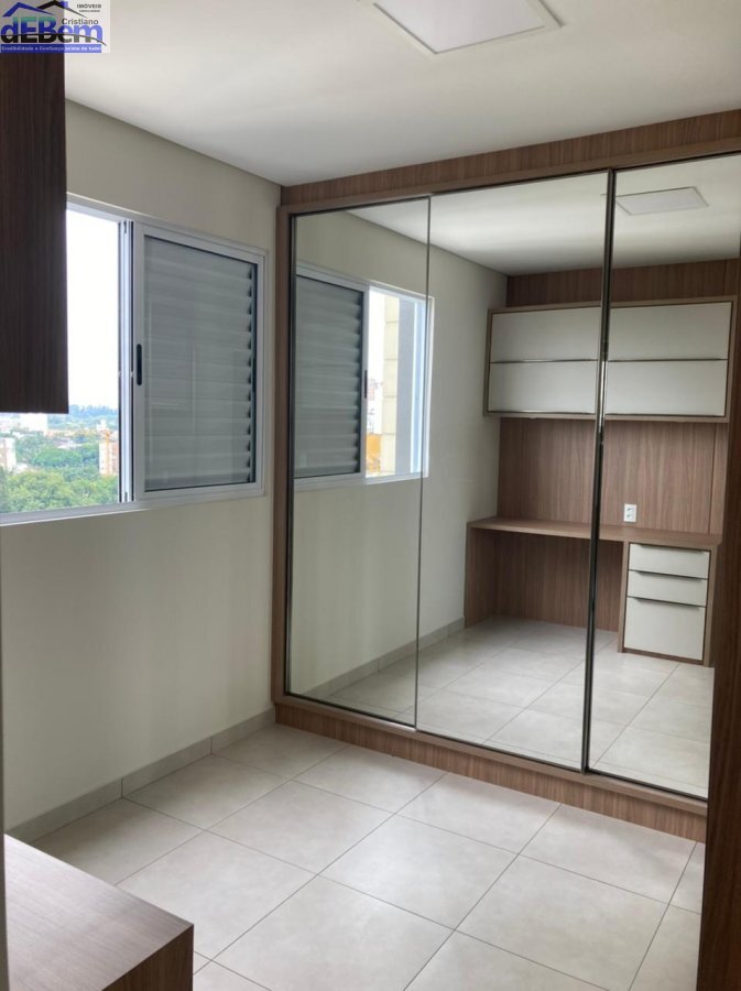 Apartamento à venda com 3 quartos, 93m² - Foto 3