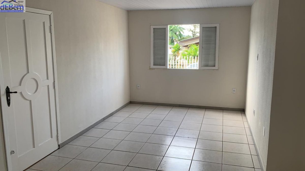 Casa à venda com 3 quartos, 164m² - Foto 4