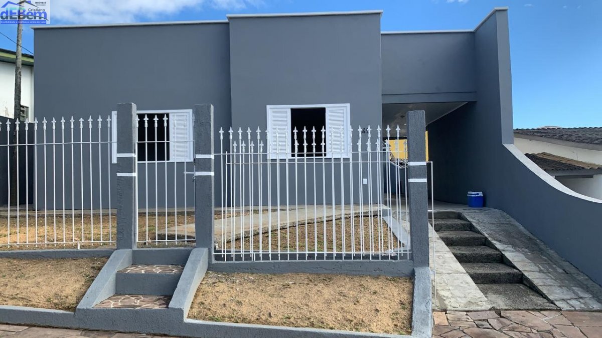 Casa à venda com 3 quartos, 164m² - Foto 1