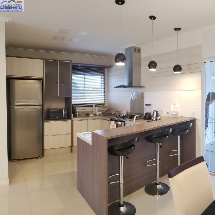 Casa à venda com 2 quartos, 135m² - Foto 4