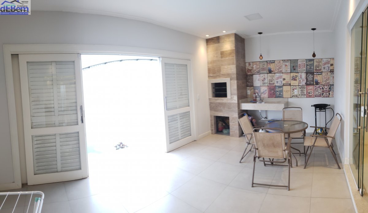 Casa à venda com 2 quartos, 135m² - Foto 14
