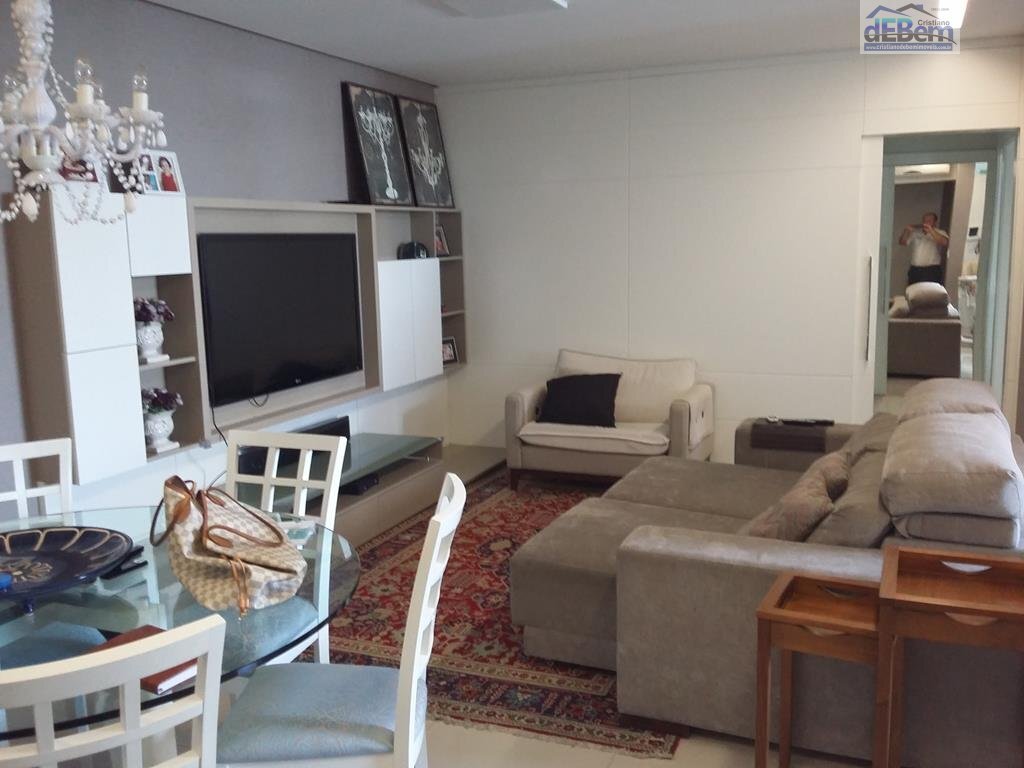 Apartamento à venda com 3 quartos, 163m² - Foto 1