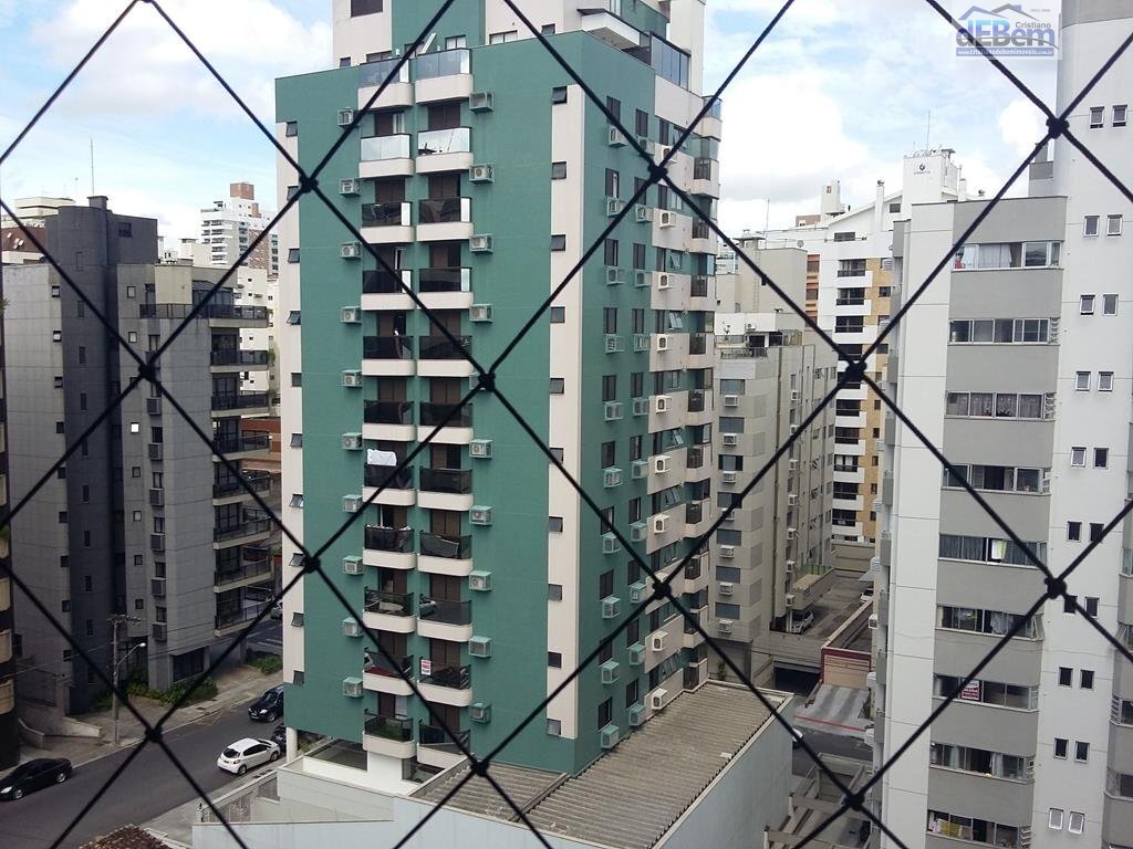 Apartamento à venda com 3 quartos, 163m² - Foto 9