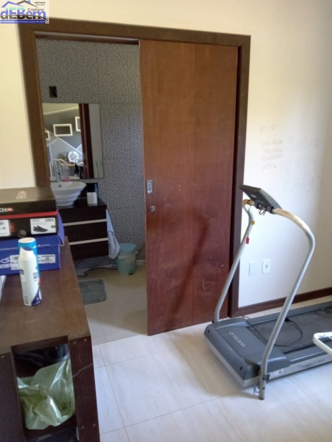 Casa à venda com 3 quartos, 200m² - Foto 16