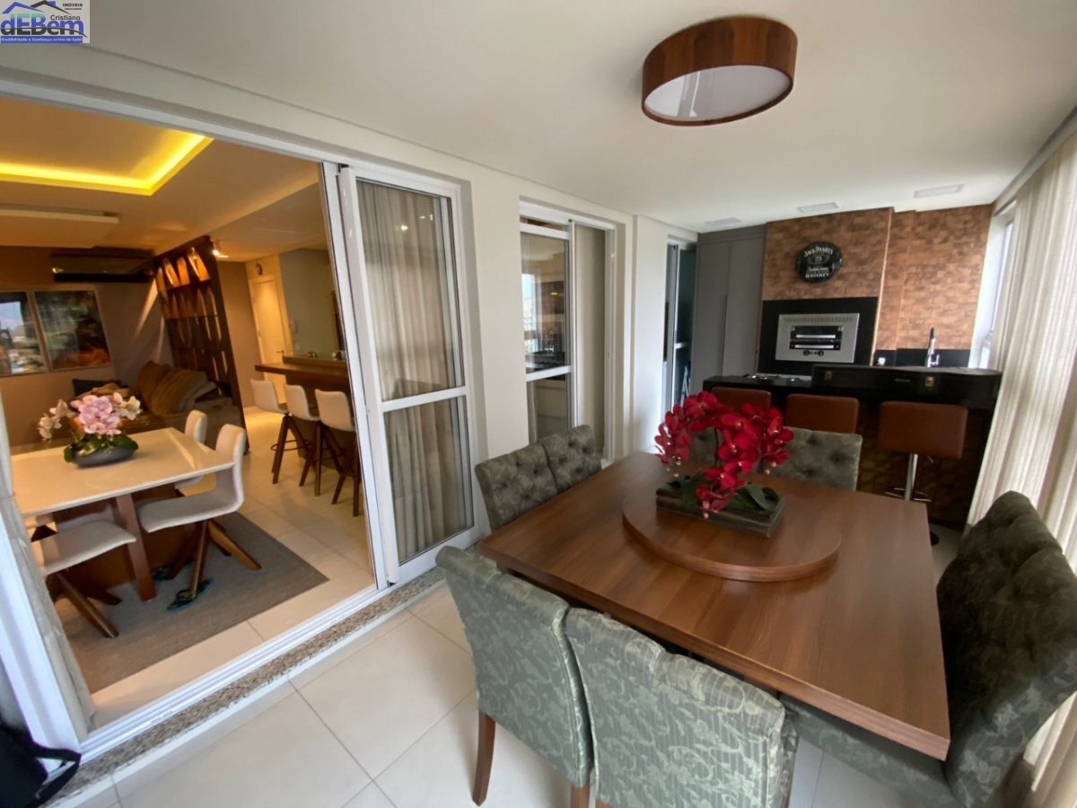 Apartamento à venda com 3 quartos, 115m² - Foto 19