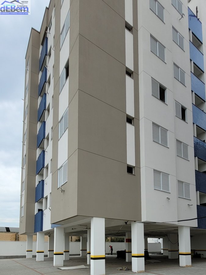 Apartamento à venda com 2 quartos, 65m² - Foto 12