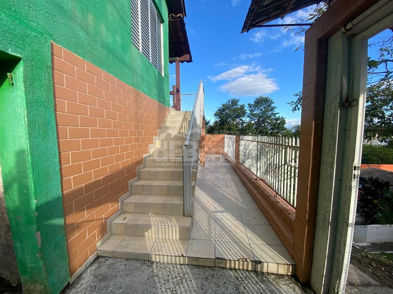 Casa, 3 quartos, 122 m² - Foto 2