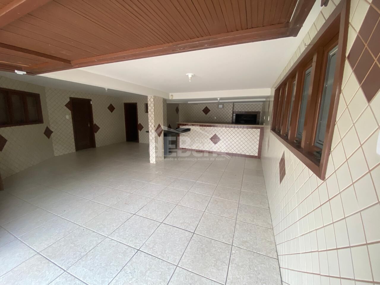 Casa, 4 quartos, 223 m² - Foto 3