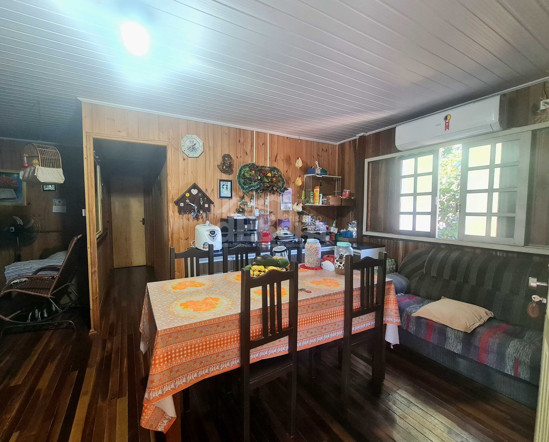 Casa à venda com 5 quartos, 200m² - Foto 8