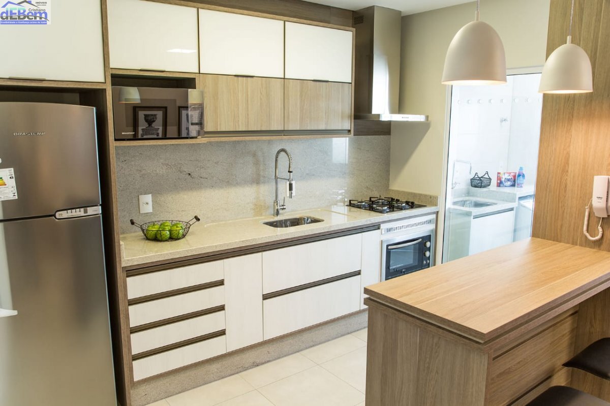 Apartamento à venda com 3 quartos, 93m² - Foto 1