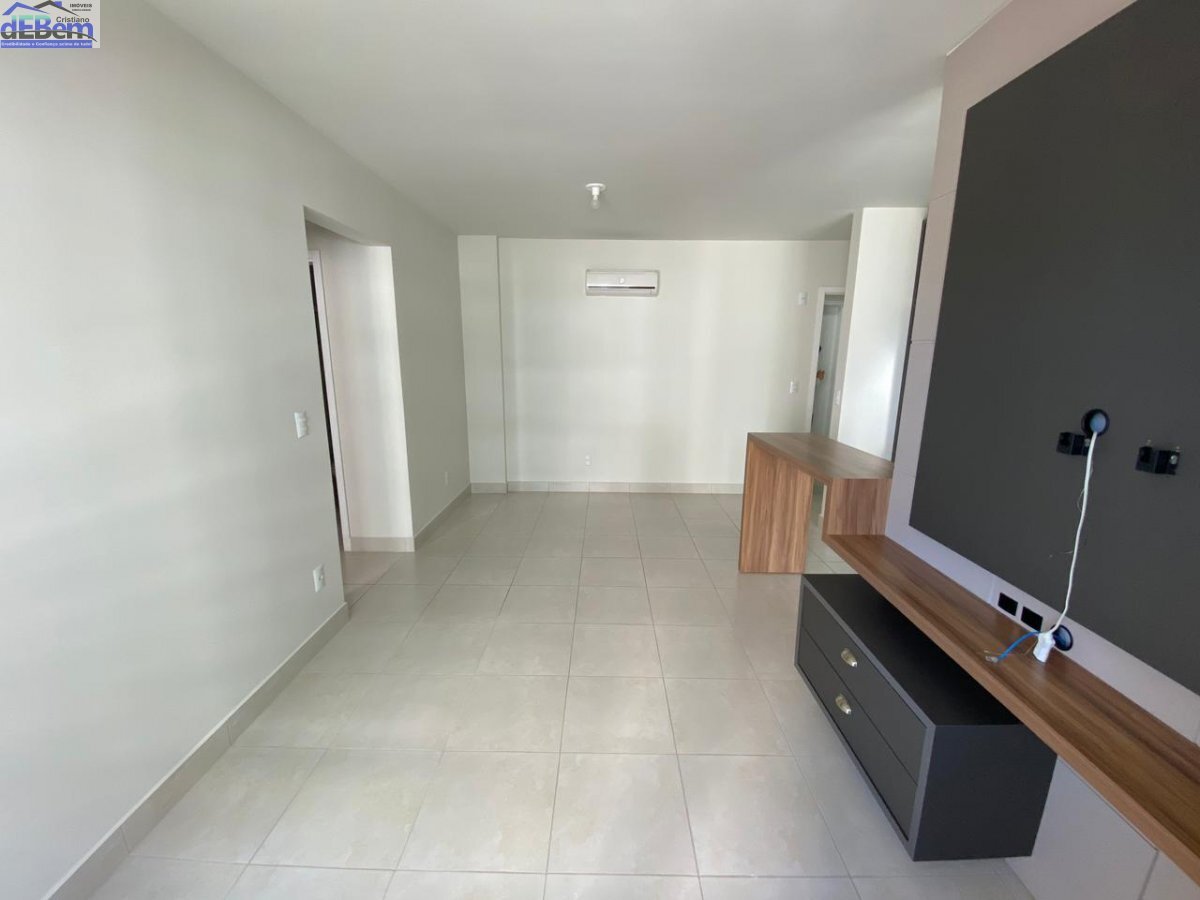 Apartamento à venda com 2 quartos, 68m² - Foto 4