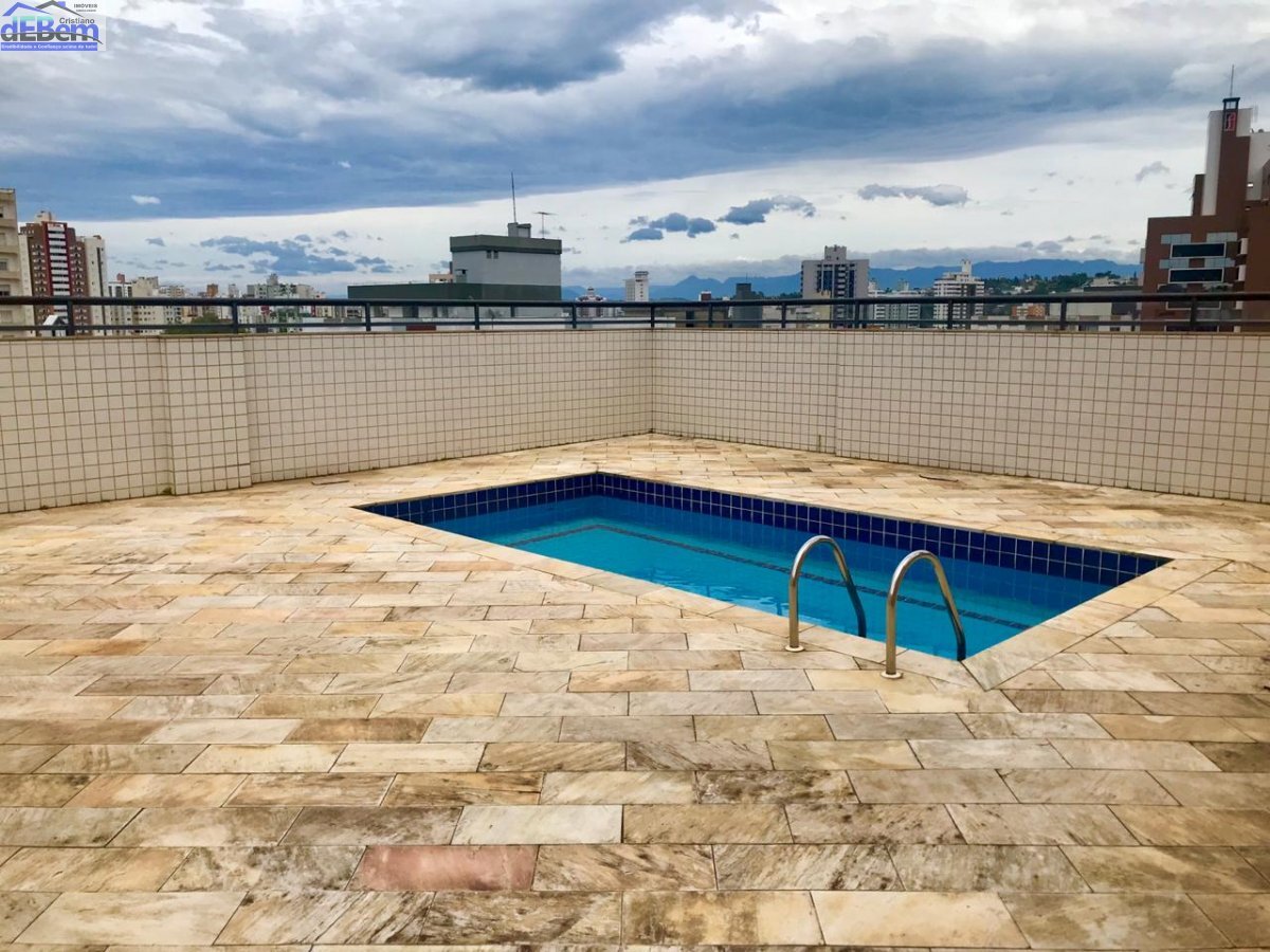 Apartamento à venda com 3 quartos, 255m² - Foto 2