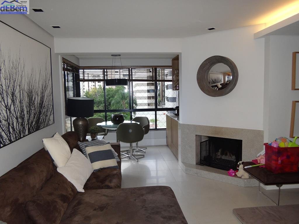 Apartamento à venda com 3 quartos, 147m² - Foto 2