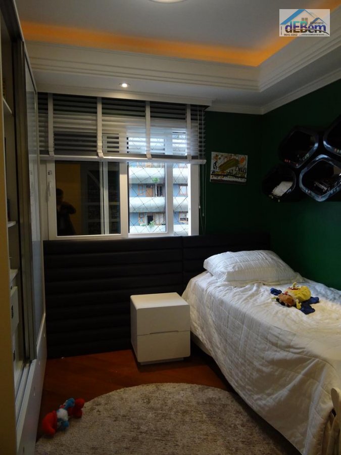 Apartamento à venda com 3 quartos, 185m² - Foto 17
