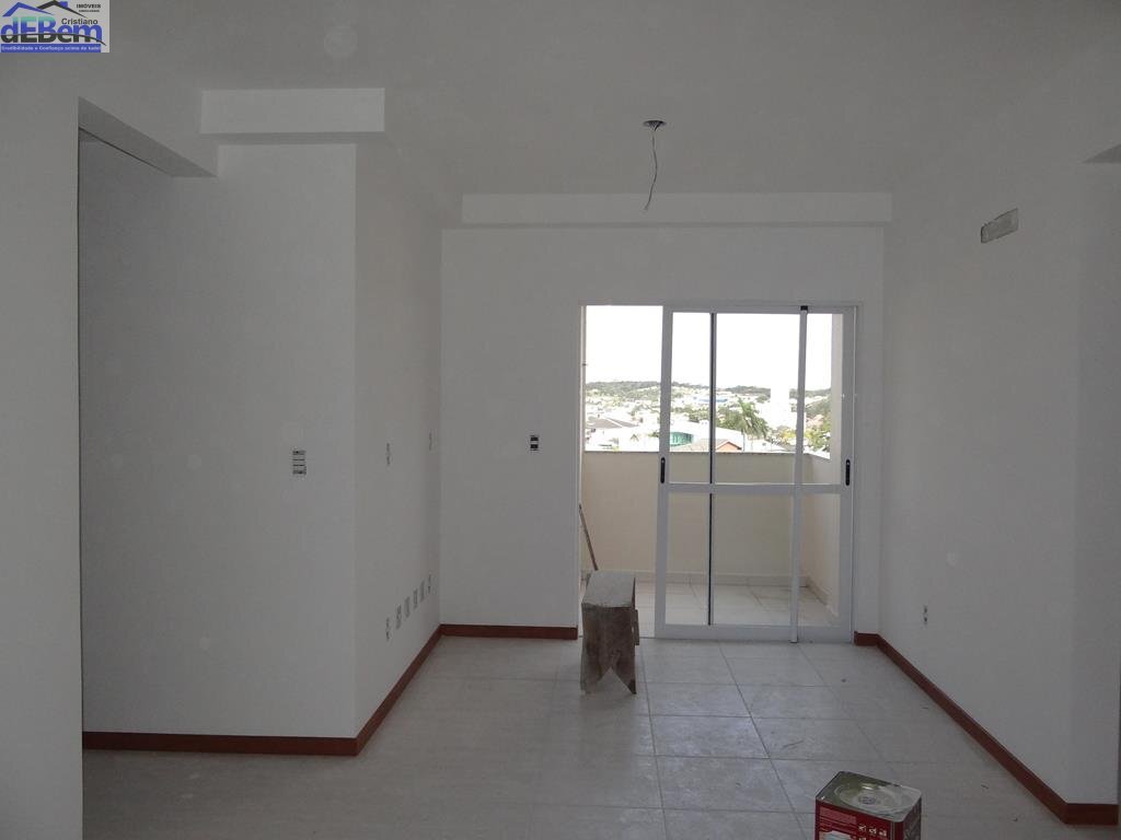 Apartamento à venda com 3 quartos, 75m² - Foto 7