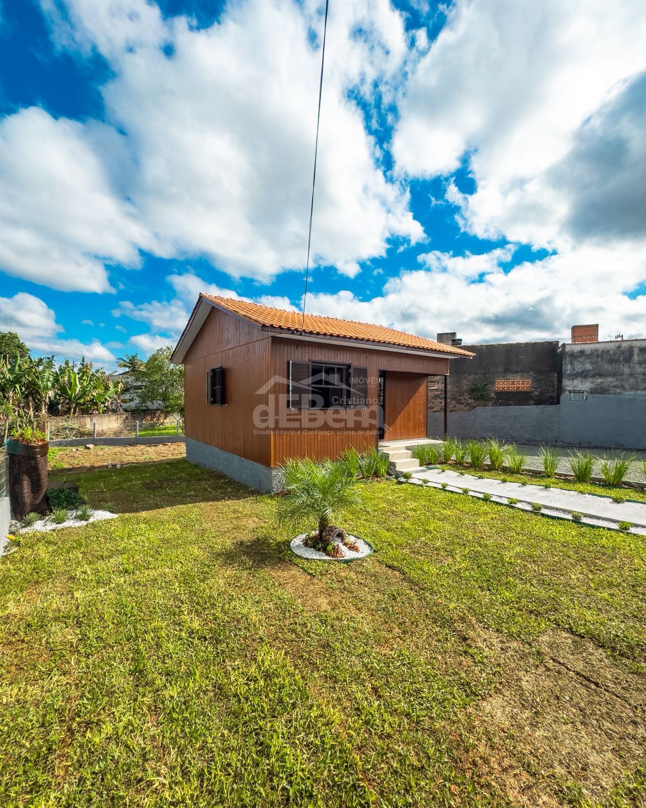 Casa à venda com 3 quartos, 340m² - Foto 3