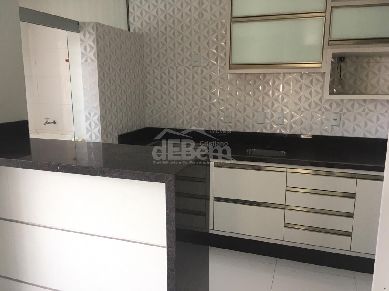 Apartamento à venda com 3 quartos, 77m² - Foto 3