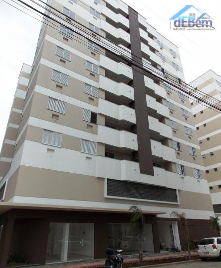 Apartamento à venda com 2 quartos, 71m² - Foto 4