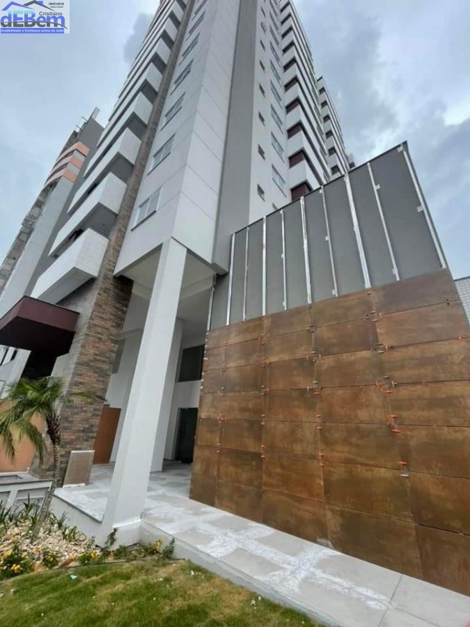 Apartamento à venda com 3 quartos, 75m² - Foto 2