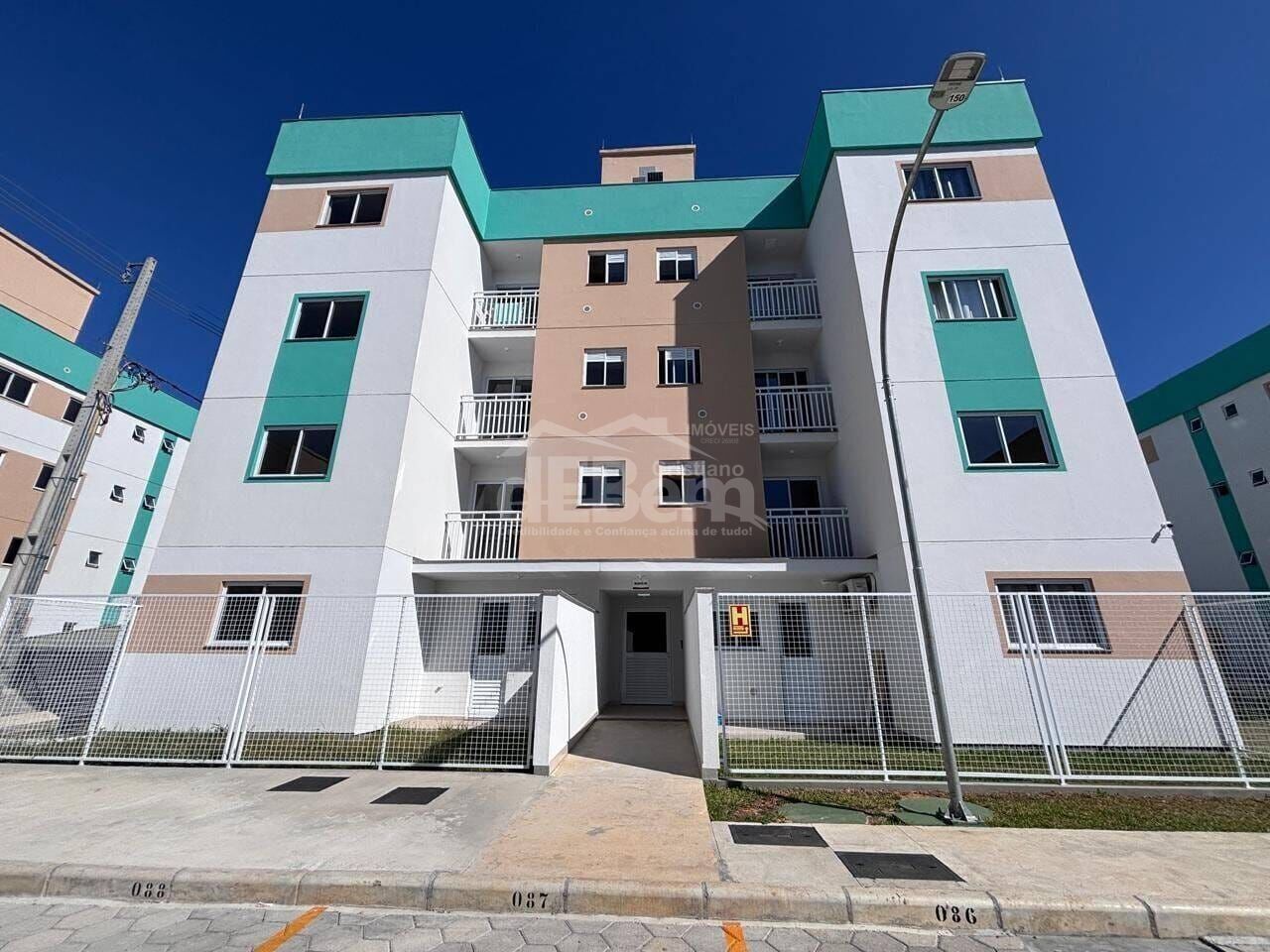 Apartamento à venda com 2 quartos, 44m² - Foto 1