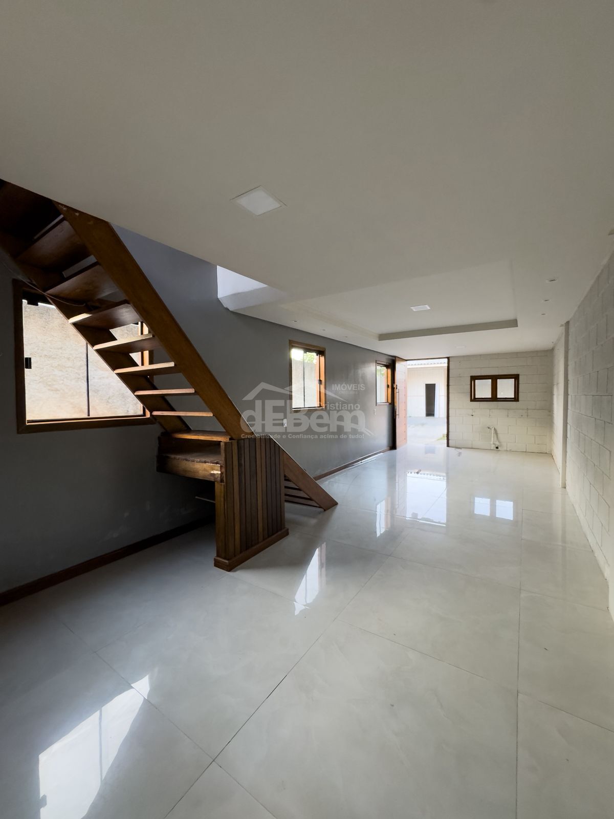 Casa, 4 quartos, 242 m² - Foto 3