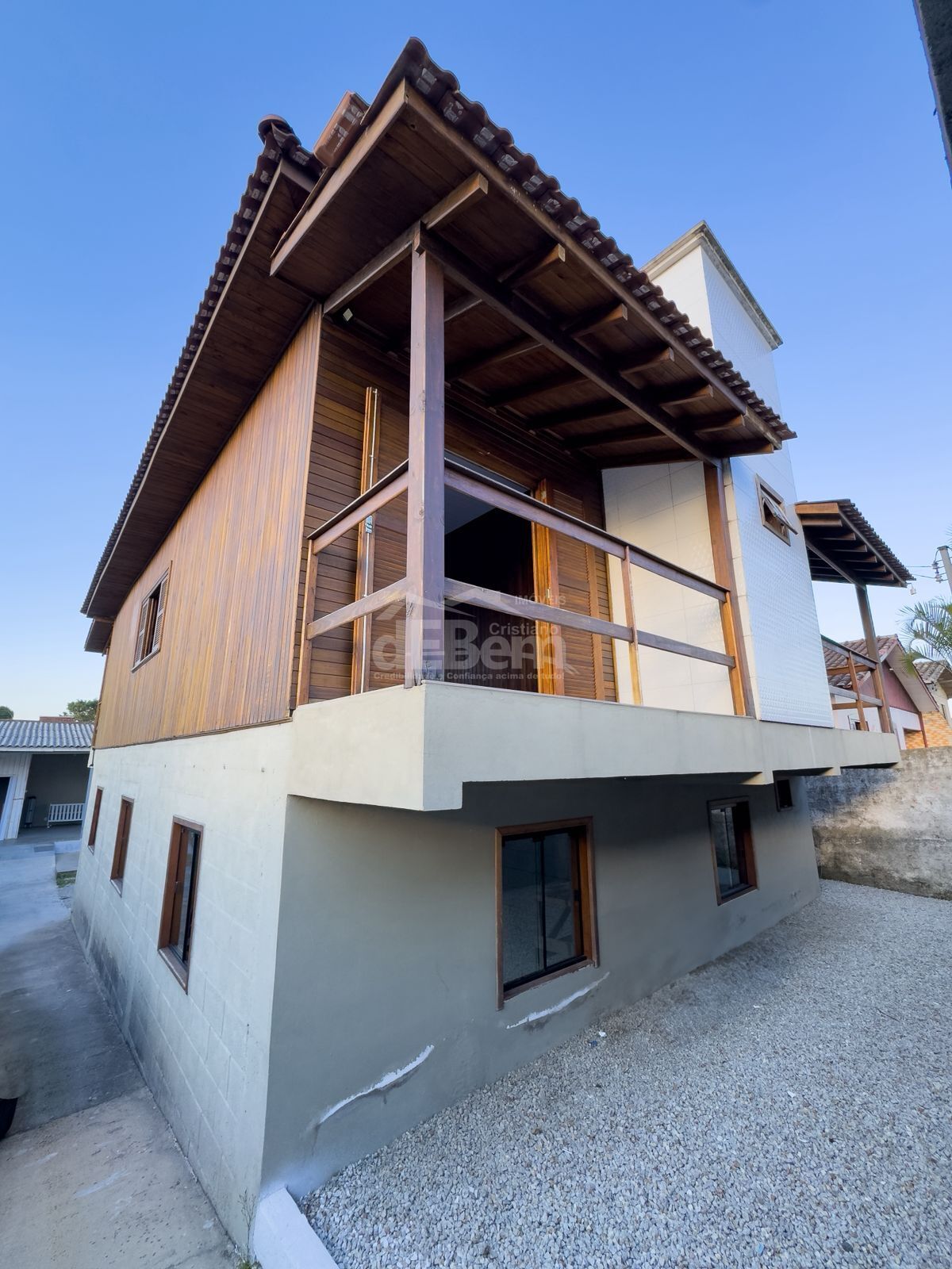 Casa, 4 quartos, 242 m² - Foto 1