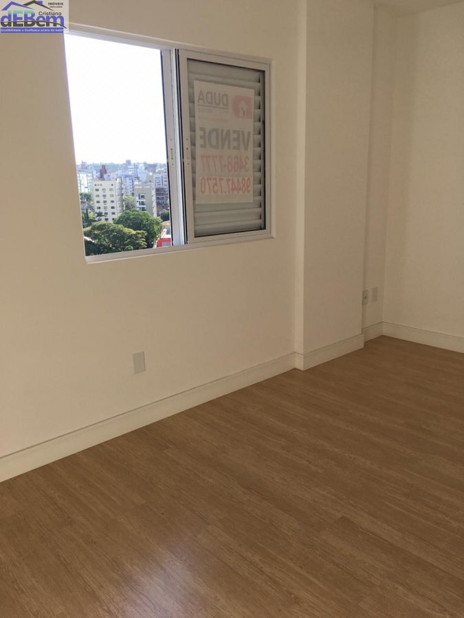 Apartamento à venda com 2 quartos, 64m² - Foto 4