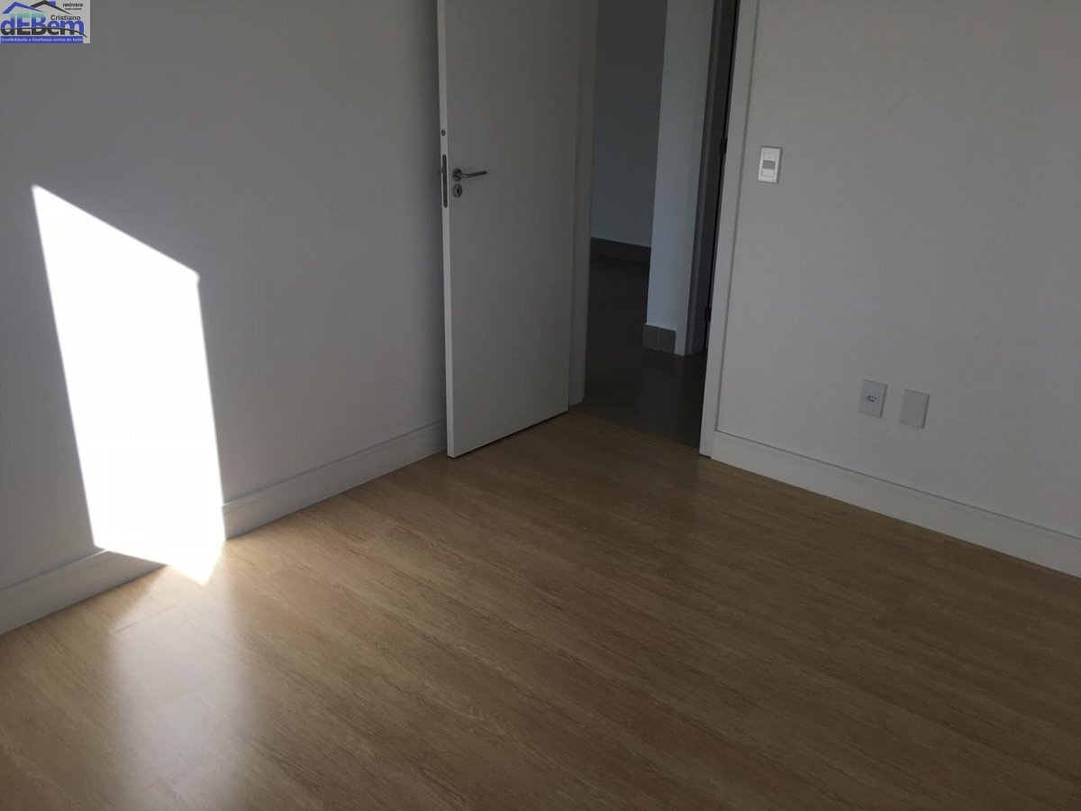 Apartamento à venda com 2 quartos, 64m² - Foto 8