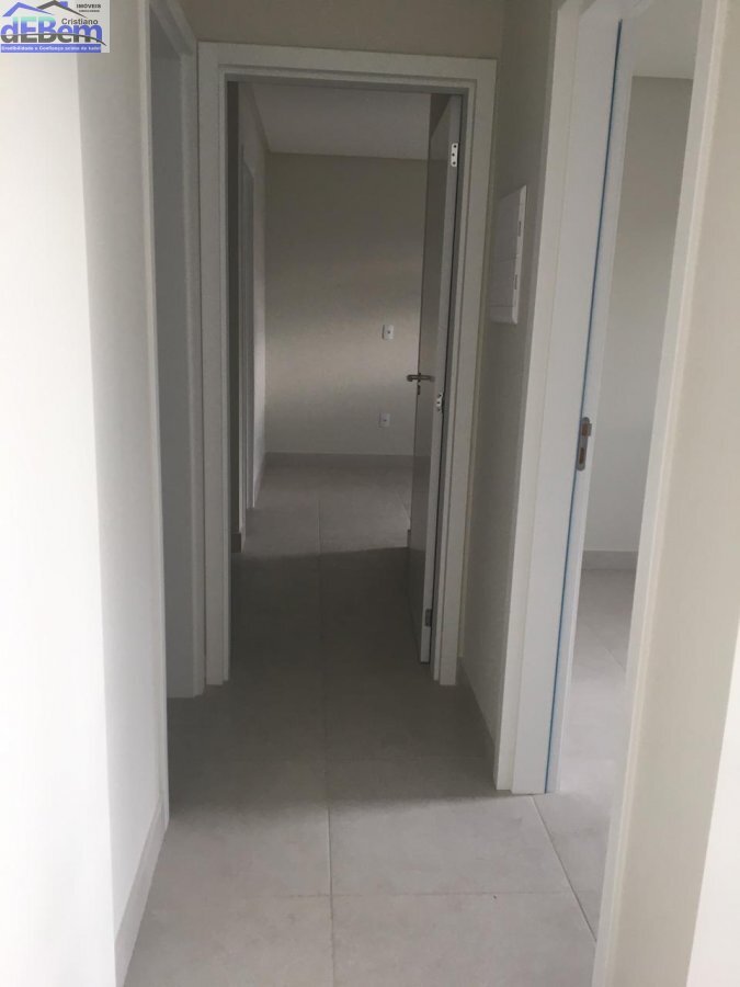Apartamento à venda com 2 quartos, 60m² - Foto 4