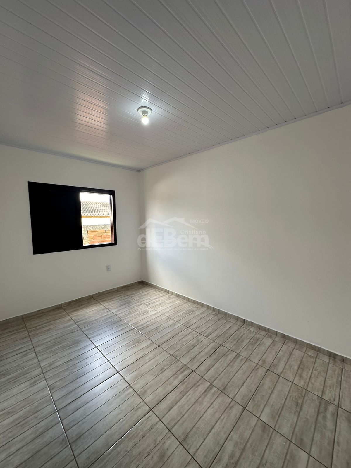 Casa à venda com 2 quartos, 55m² - Foto 3