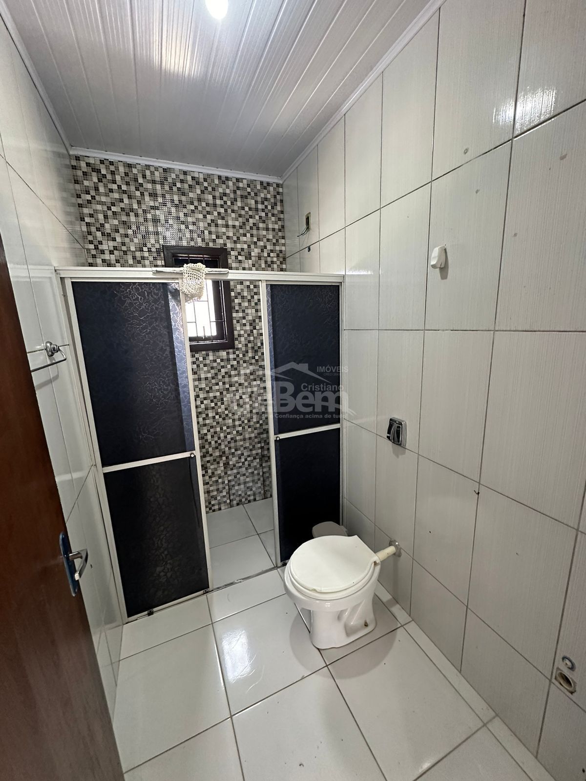 Casa à venda com 2 quartos, 55m² - Foto 5