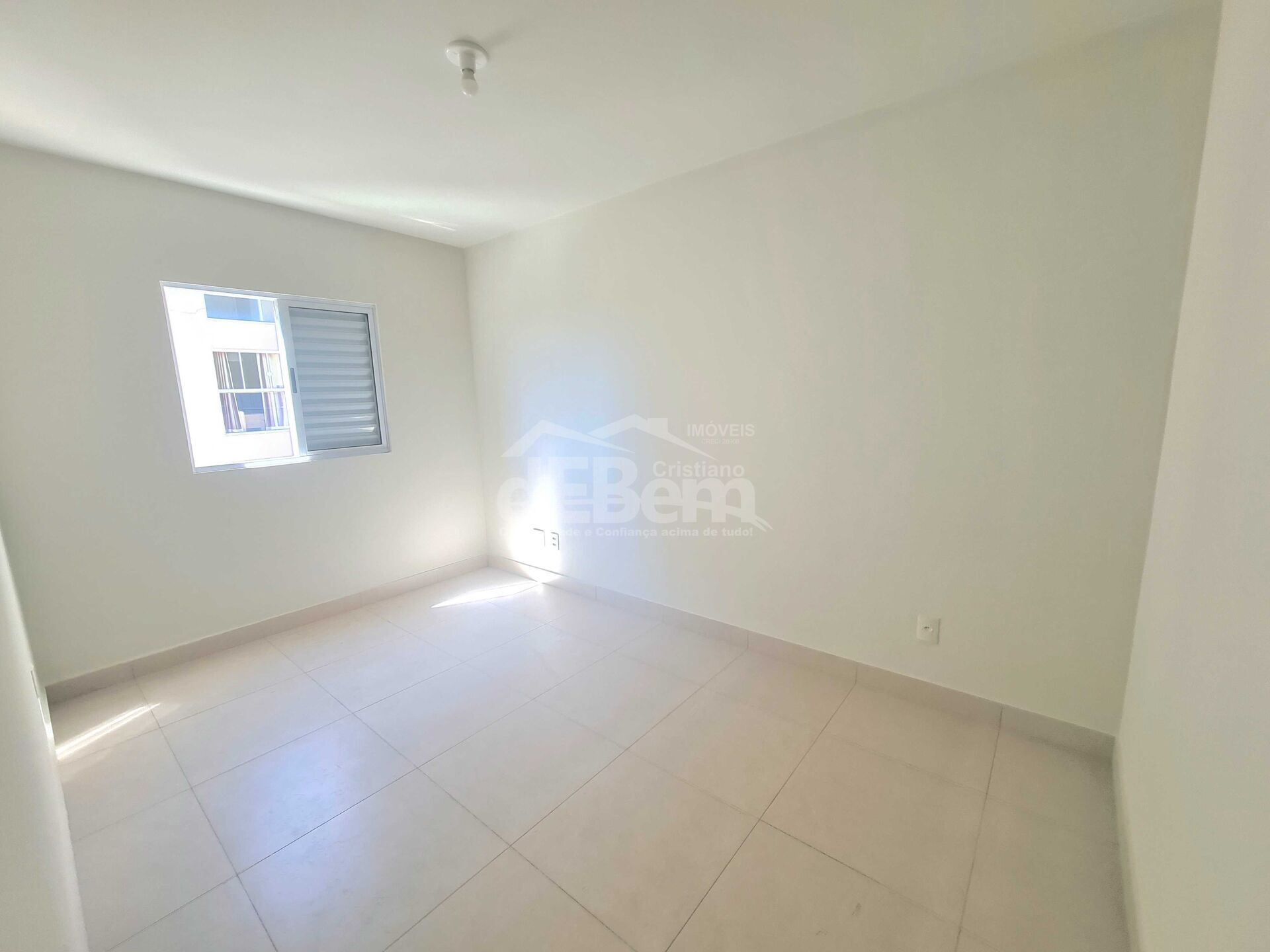 Apartamento à venda com 2 quartos, 64m² - Foto 13