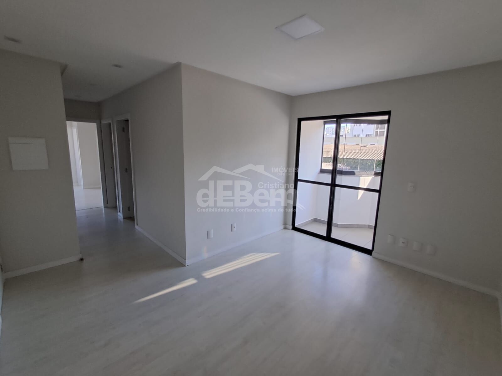 Apartamento à venda com 3 quartos, 169m² - Foto 9