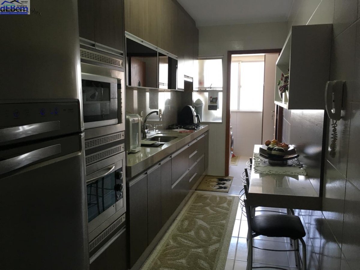 Apartamento à venda com 3 quartos, 95m² - Foto 5