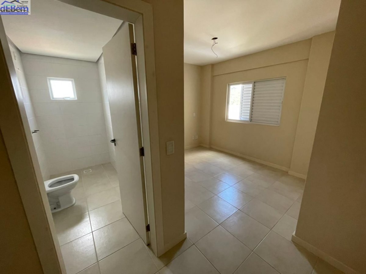 Apartamento à venda com 3 quartos, 103m² - Foto 3