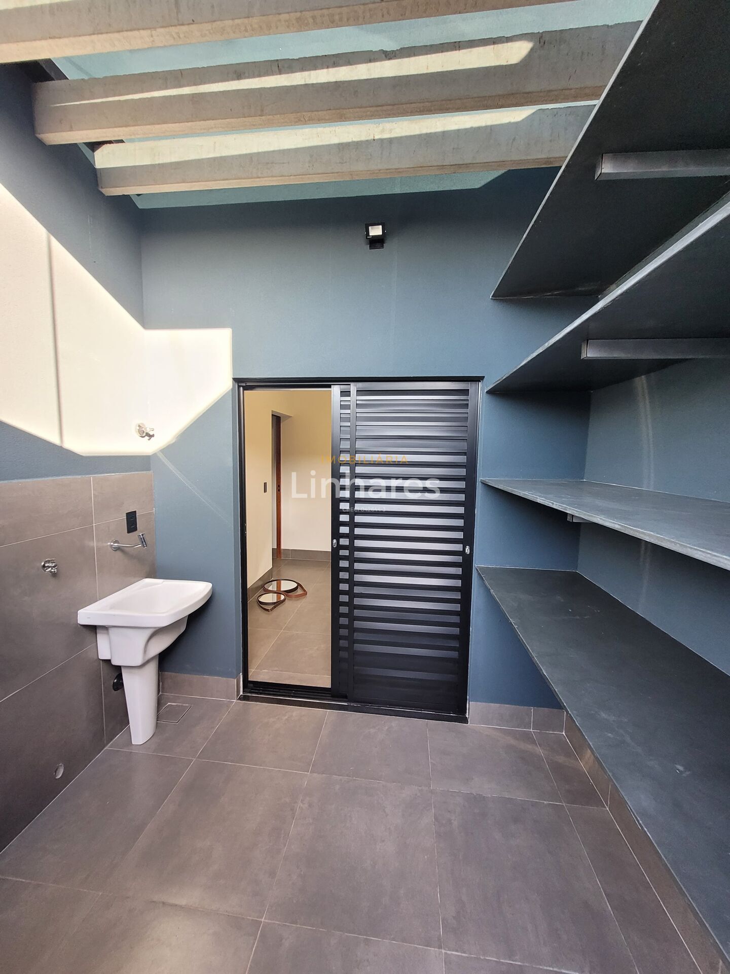 Casa à venda com 2 quartos, 146m² - Foto 11