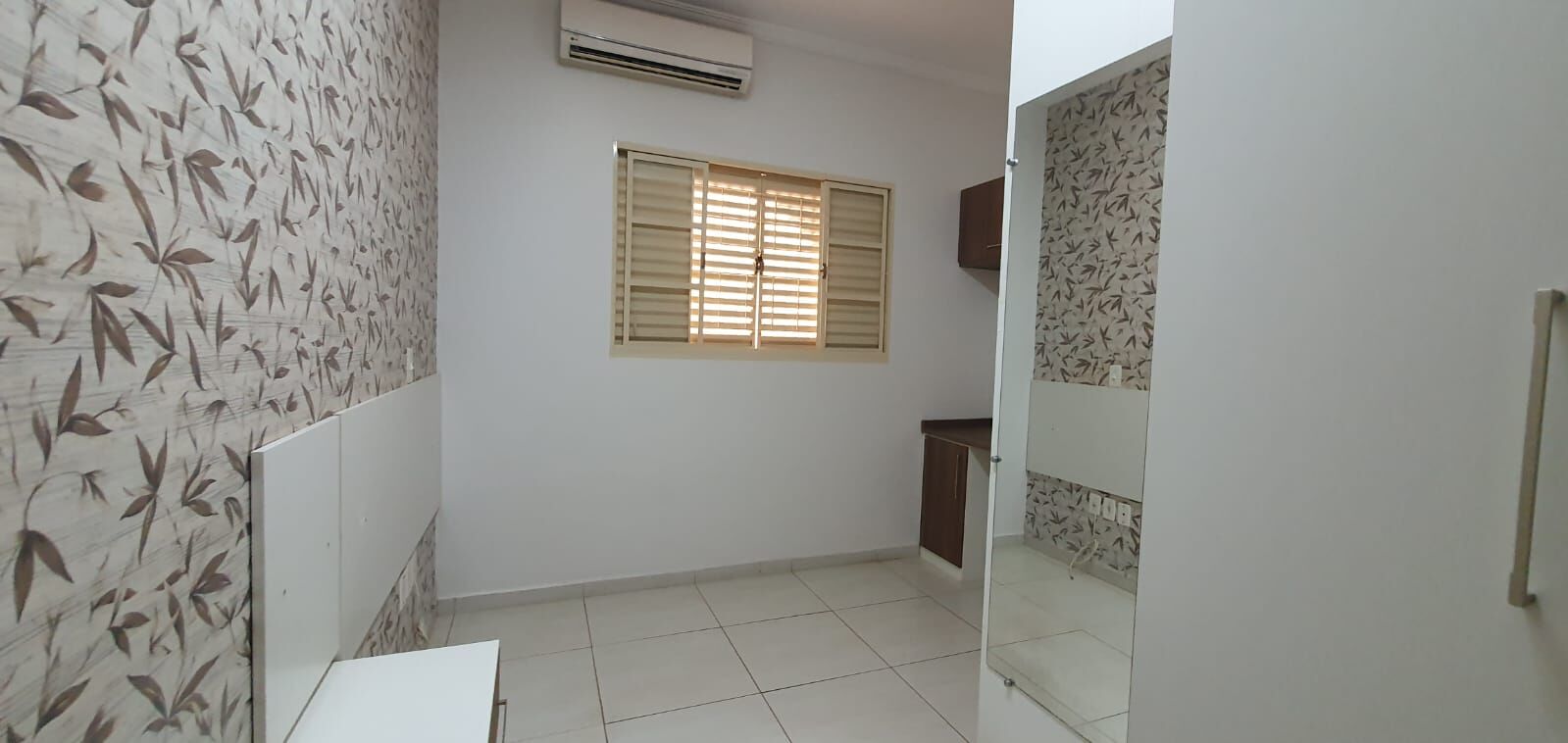 Casa à venda com 3 quartos, 160m² - Foto 11