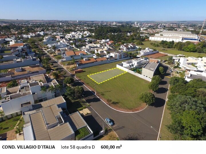 Terreno à venda, 600m² - Foto 1