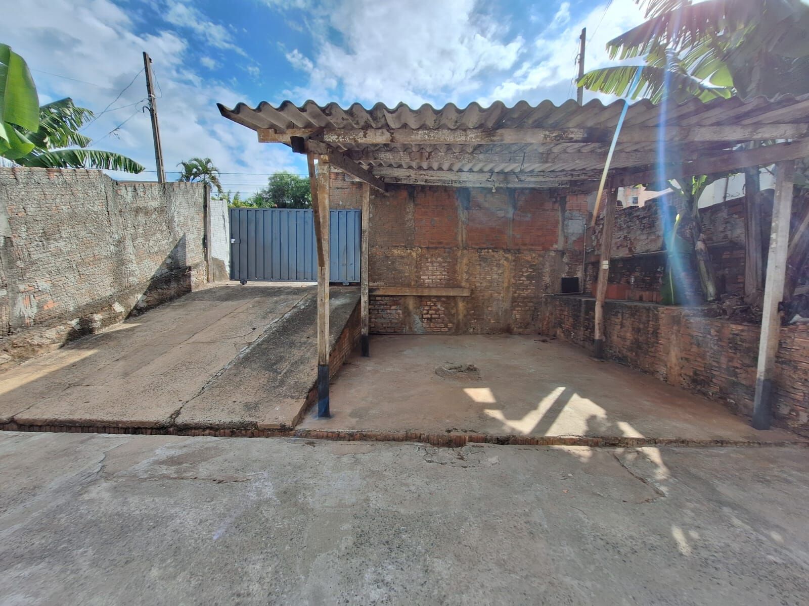 Casa à venda com 2 quartos, 75m² - Foto 3