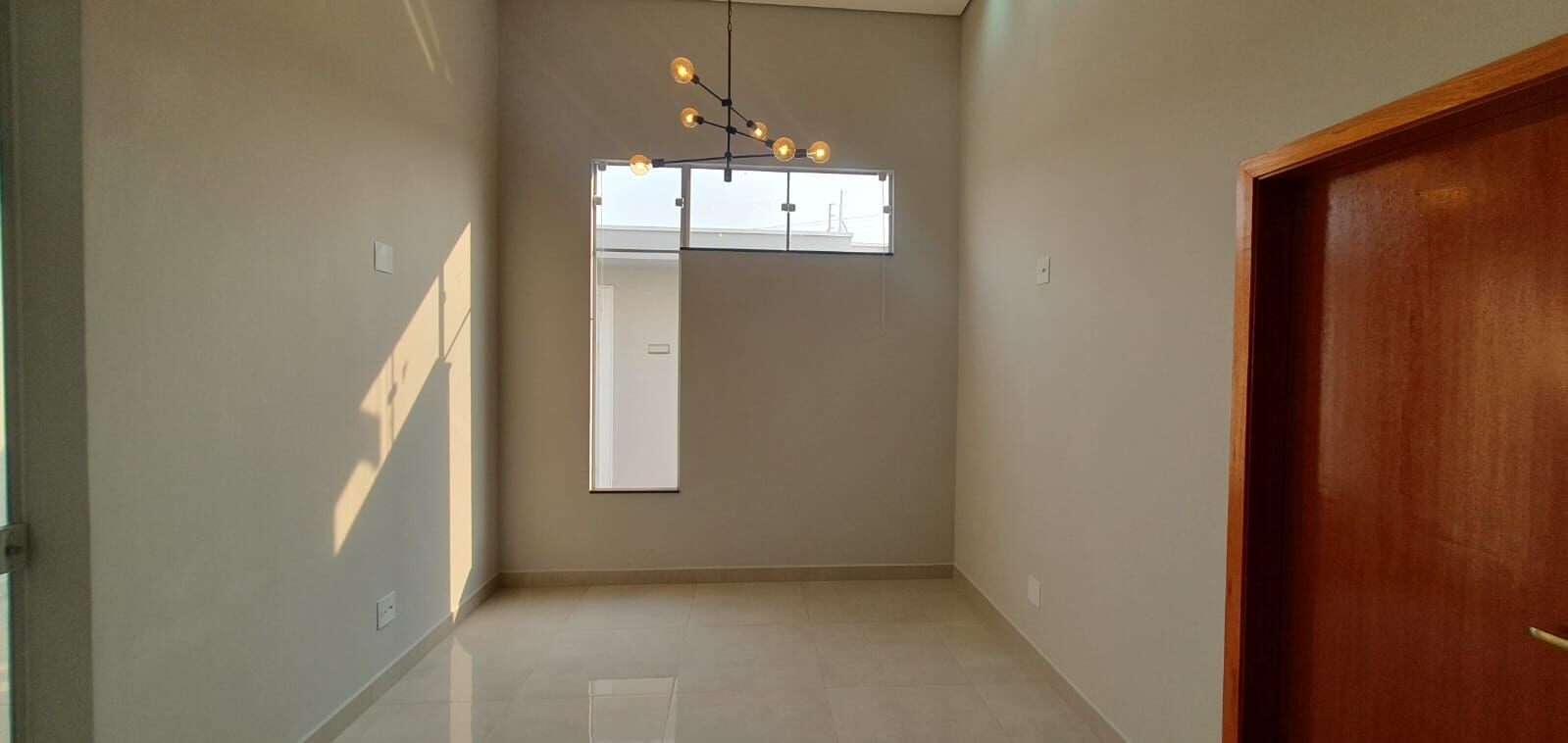 Casa à venda com 3 quartos, 130m² - Foto 4