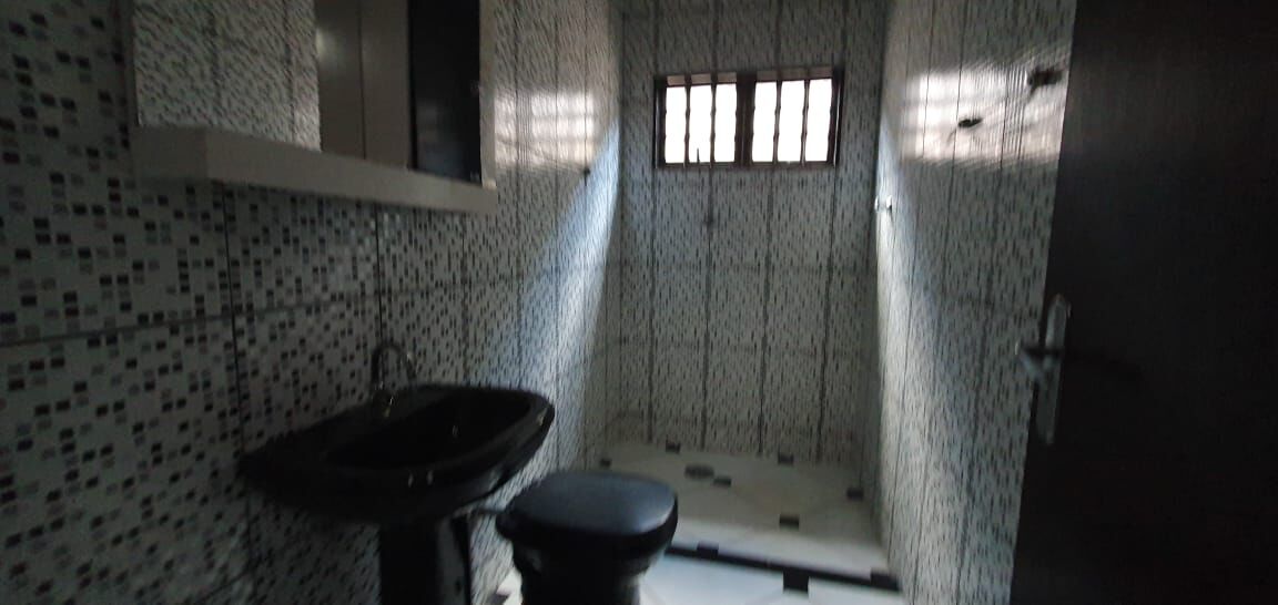 Casa à venda com 2 quartos, 118m² - Foto 8
