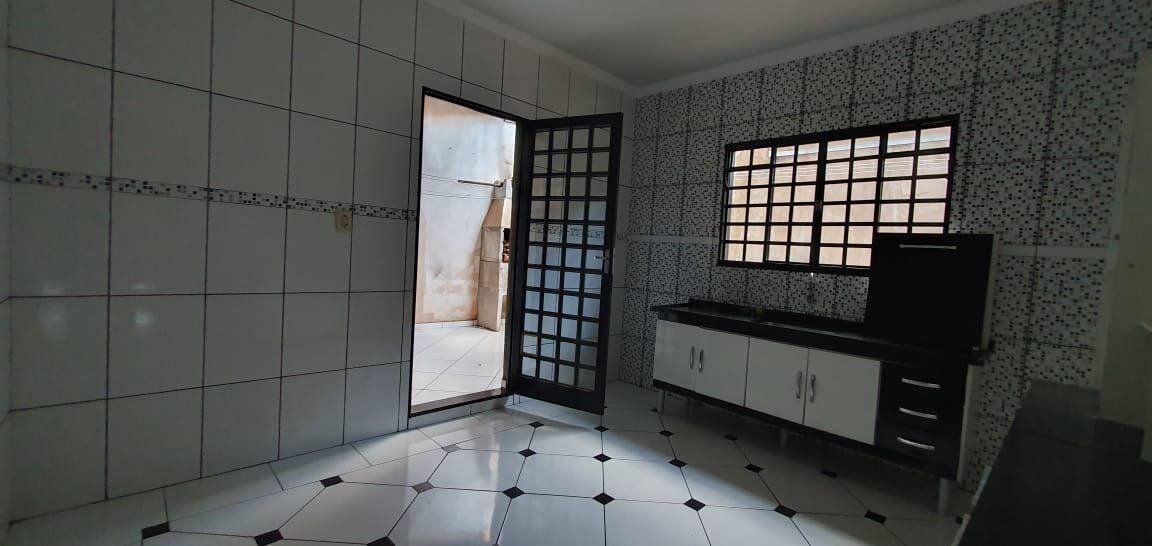 Casa à venda com 2 quartos, 118m² - Foto 6