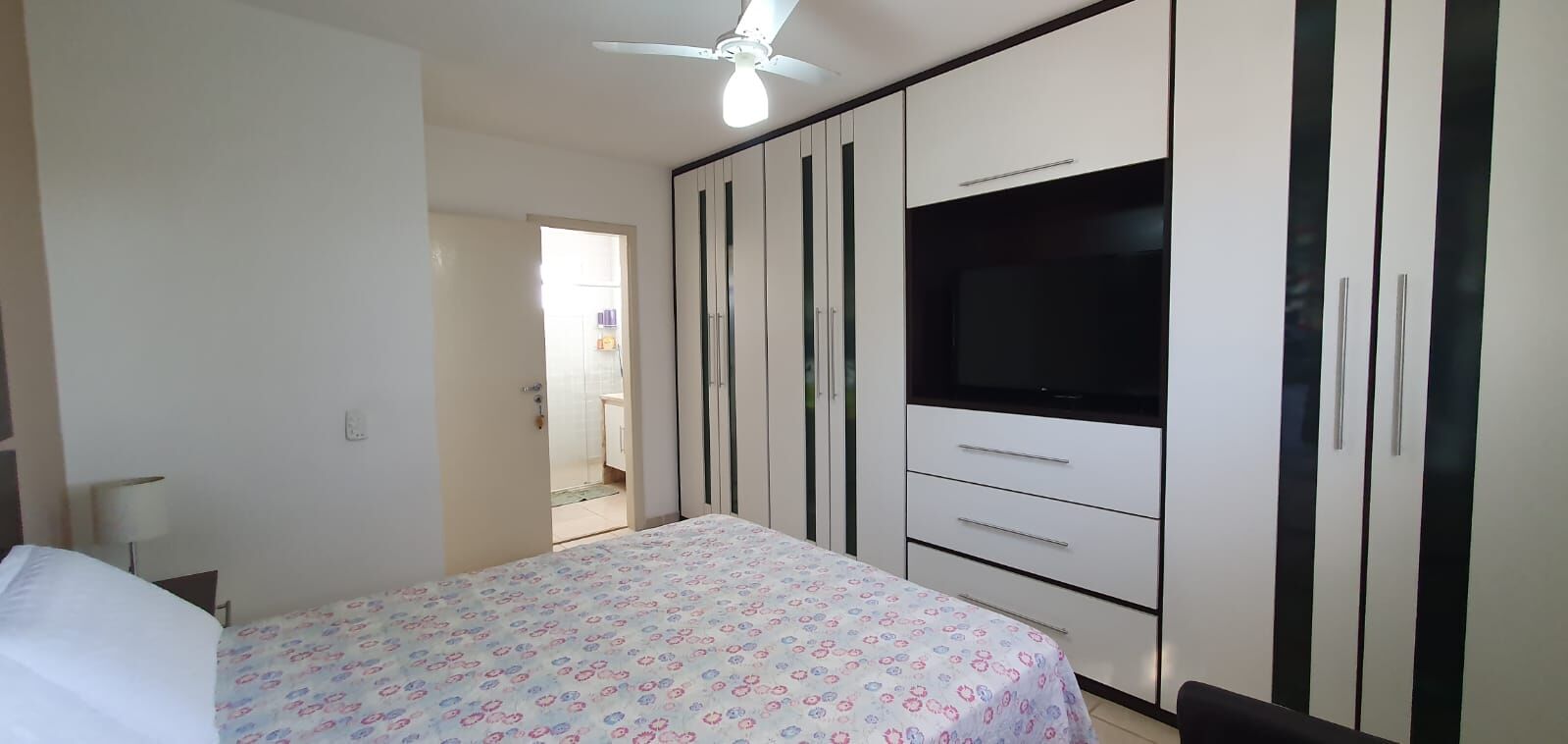 Apartamento à venda com 3 quartos, 100m² - Foto 9