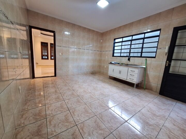 Casa, 3 quartos, 128 m² - Foto 3