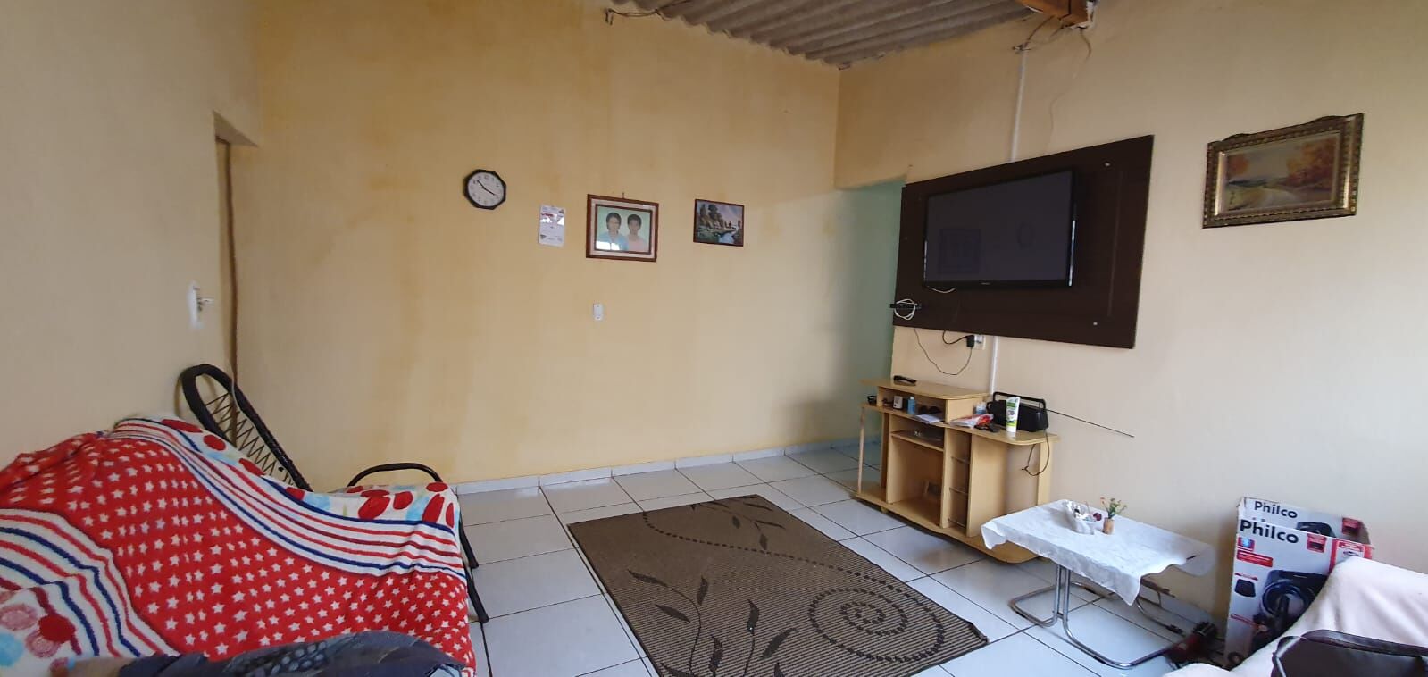 Casa à venda com 2 quartos, 110m² - Foto 1