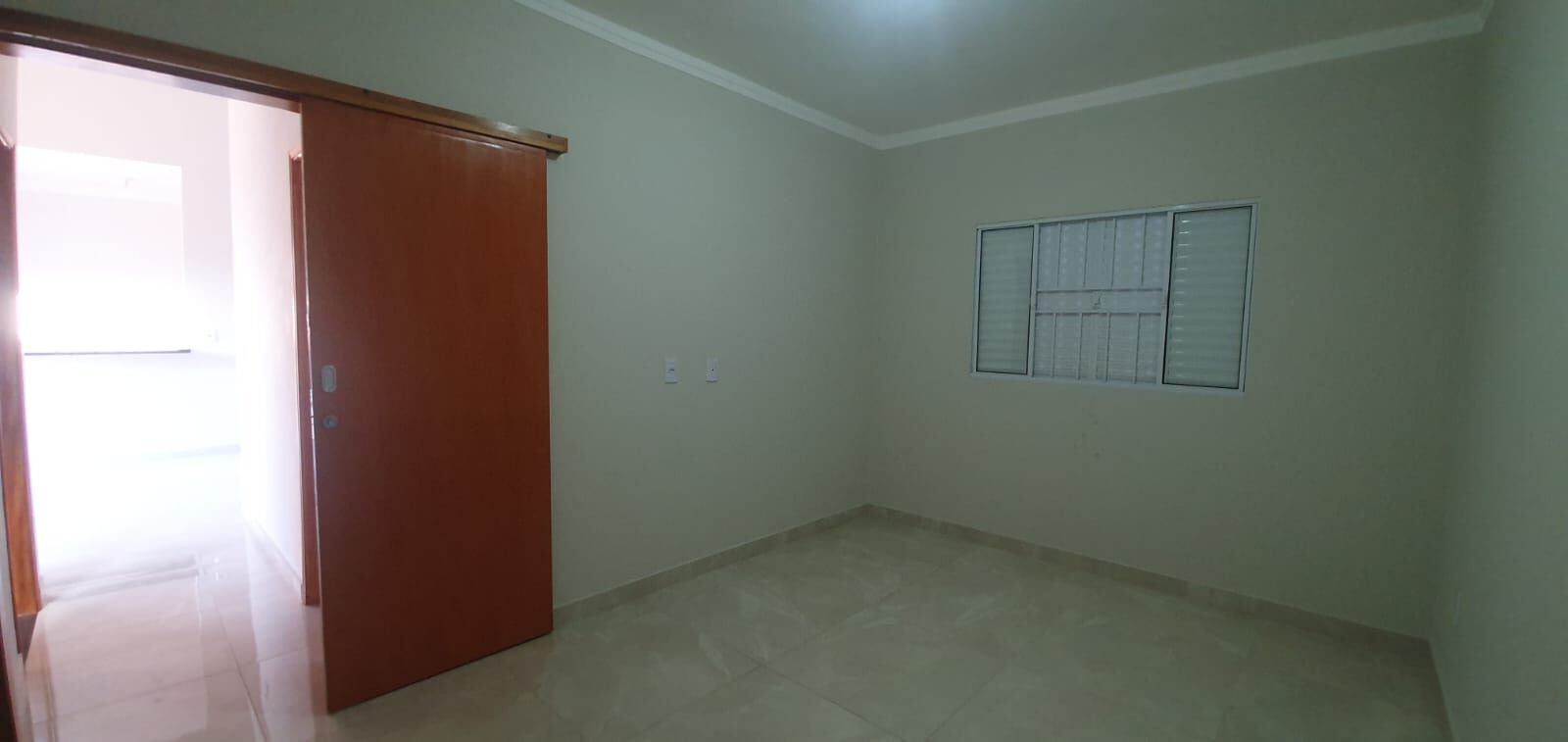 Casa à venda com 2 quartos, 60m² - Foto 5