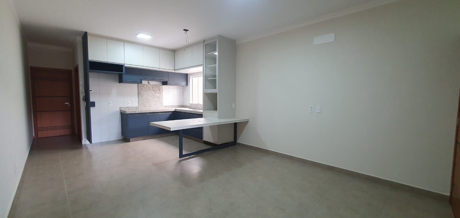 Casa à venda com 3 quartos, 160m² - Foto 3